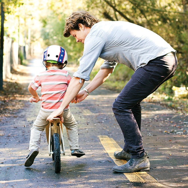 teach kid ride bike