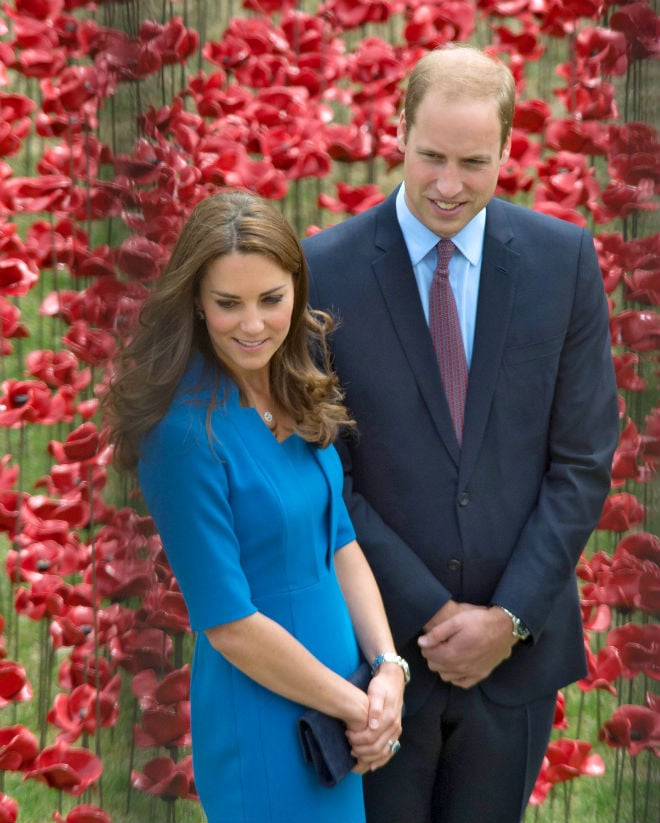 Photo: William and Kate at the ceramic poppy field of remembrance at Tower of London on August 5, 2014 in London, England. Photo: FameFlynetUK/FameFlynet 