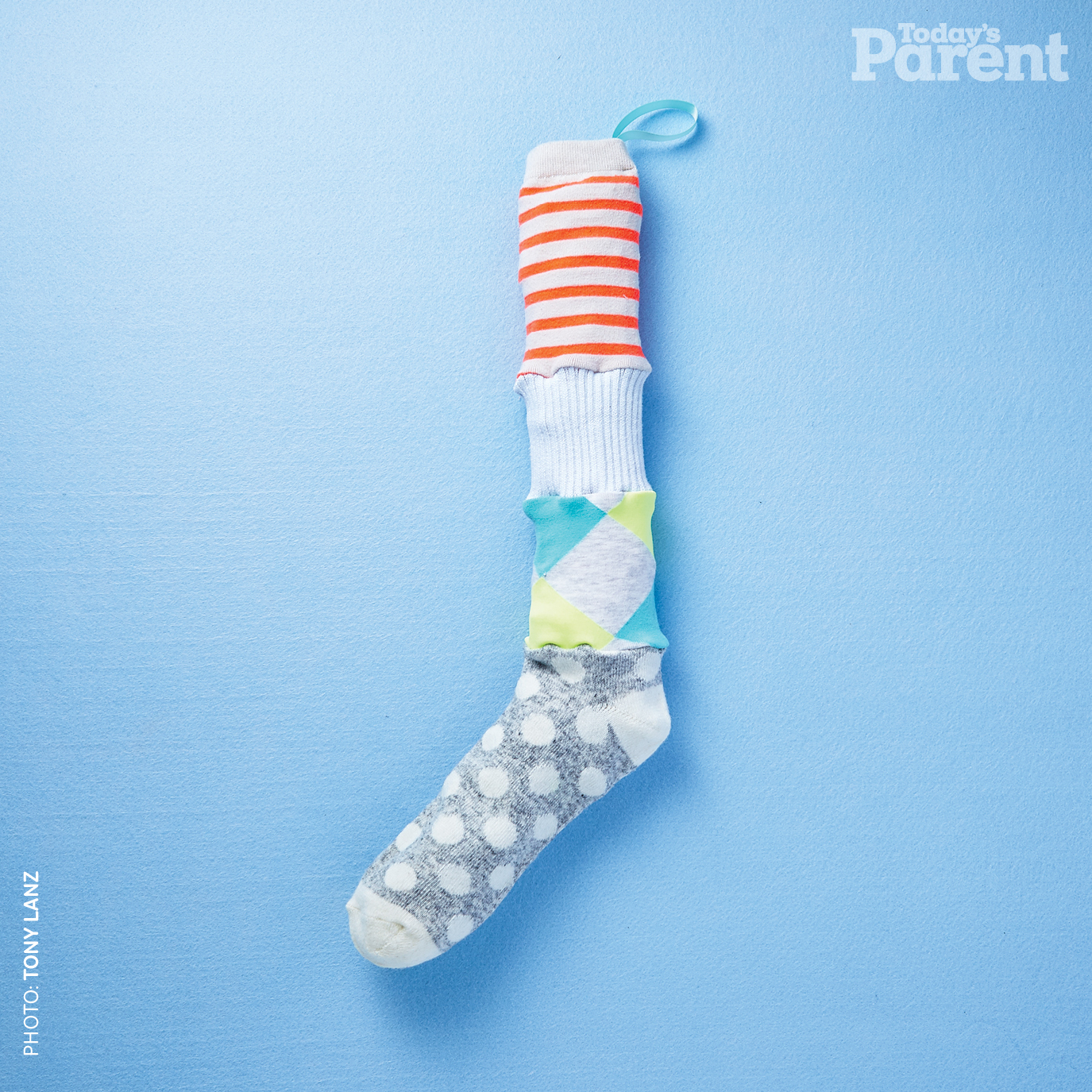 DIY-orphaned-sock-stocking-article