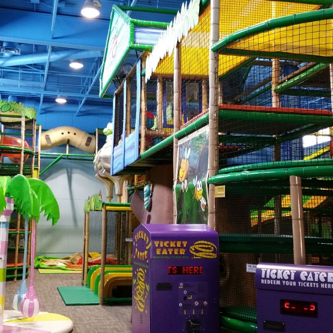 Treehouse-indoor-playgrounds-edmonton