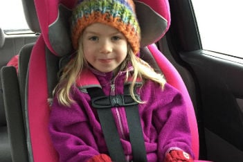 Why kids shouldn't wear bulky coats in car seats - Today's ...