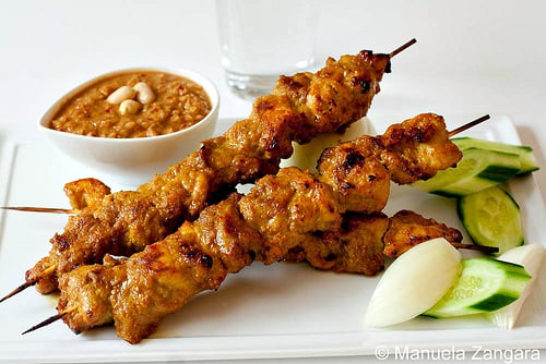 Chicken-on-a-stick (with Peanut Dipping Sauce)