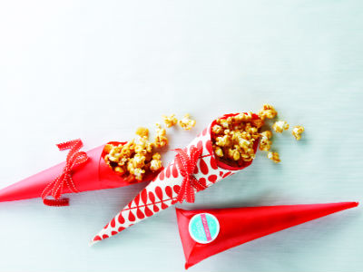 How to make an easy popcorn cone