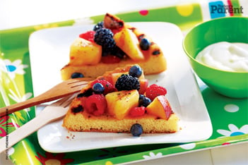 Cake with Grilled Summer Fruit