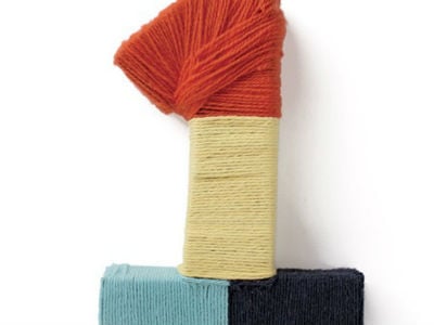 Craft: Striped yarn decoration