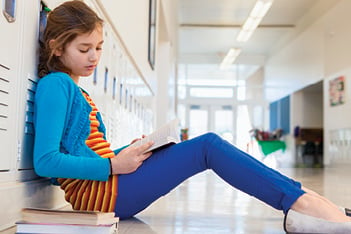 Not fitting in at school: How to help your kid