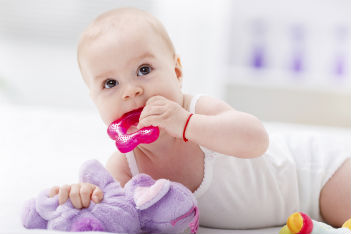 Feeding, sleeping, playing: Common baby questions answered