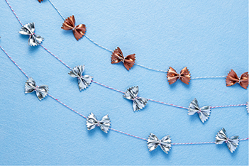 DIY festive metallic garland