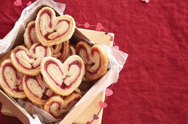 Raspberry Sweetheart Cookies