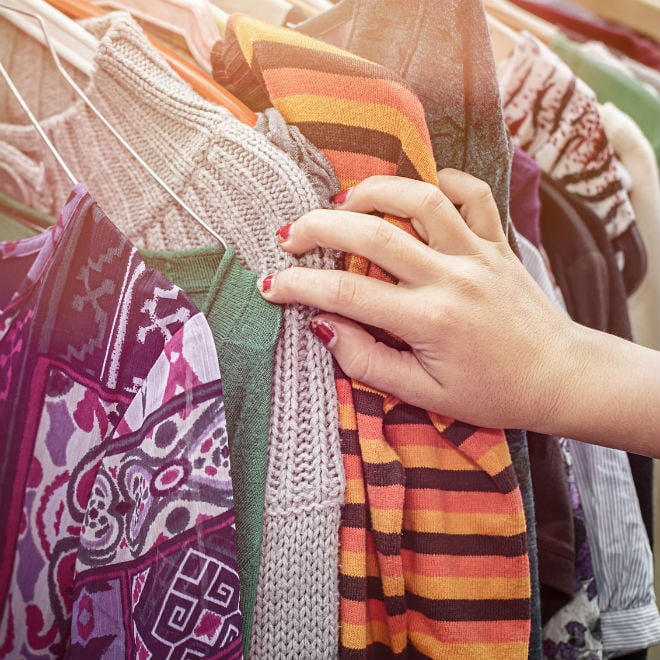 5 tips for buying second-hand kids' clothes