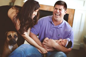 baby pooping during newborn photoshoot