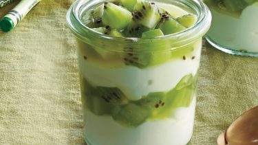 Kiwi yogurt cup