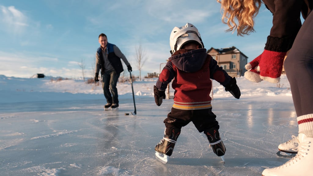 What to know when teaching your toddler to ice skate