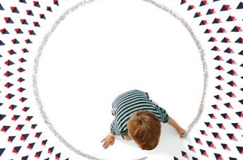 Kid in a circle pattern