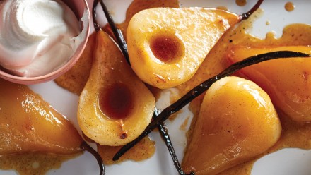 roasted pears with vanilla beans