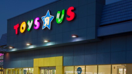 Toys 'R' Us storefront at night