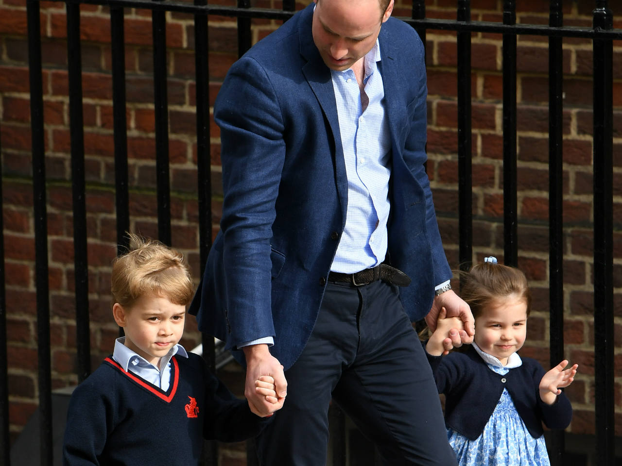 Prince George, Prince William, Princess Charlotte walking