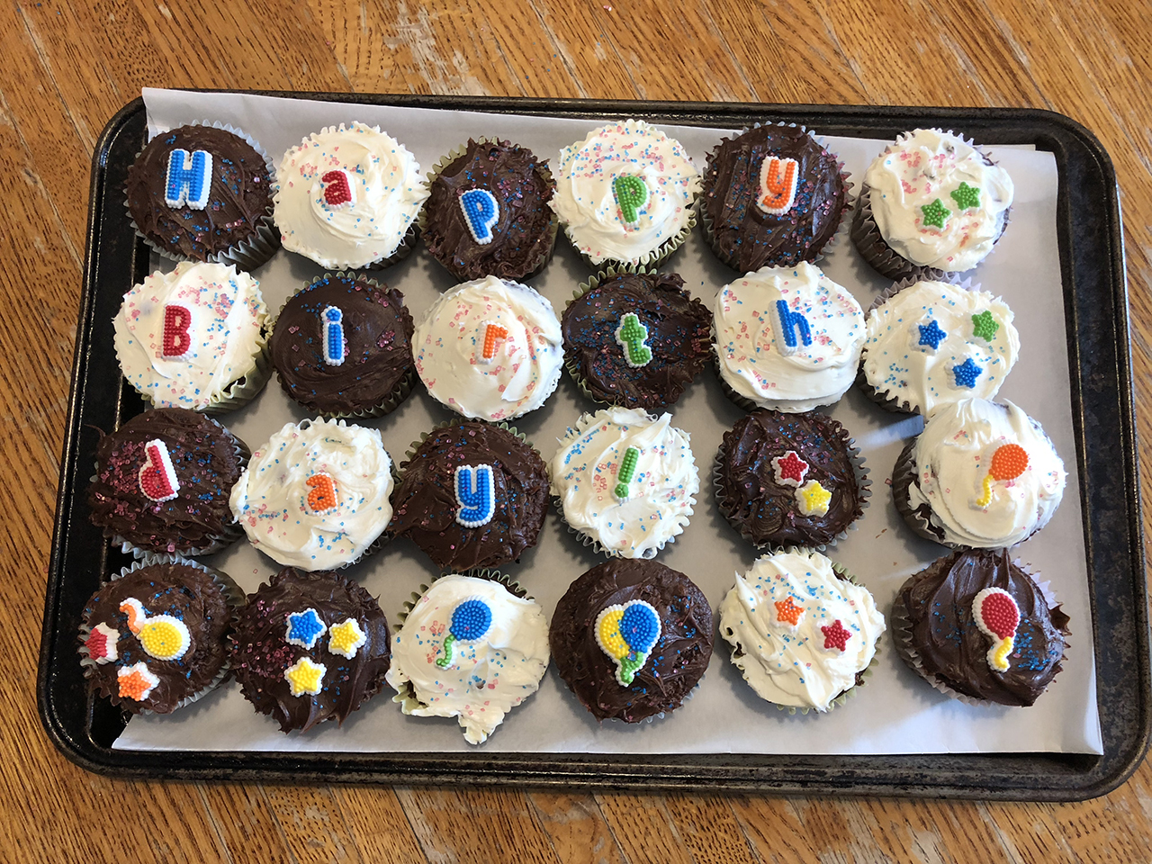 Happy Birthday cupcakes