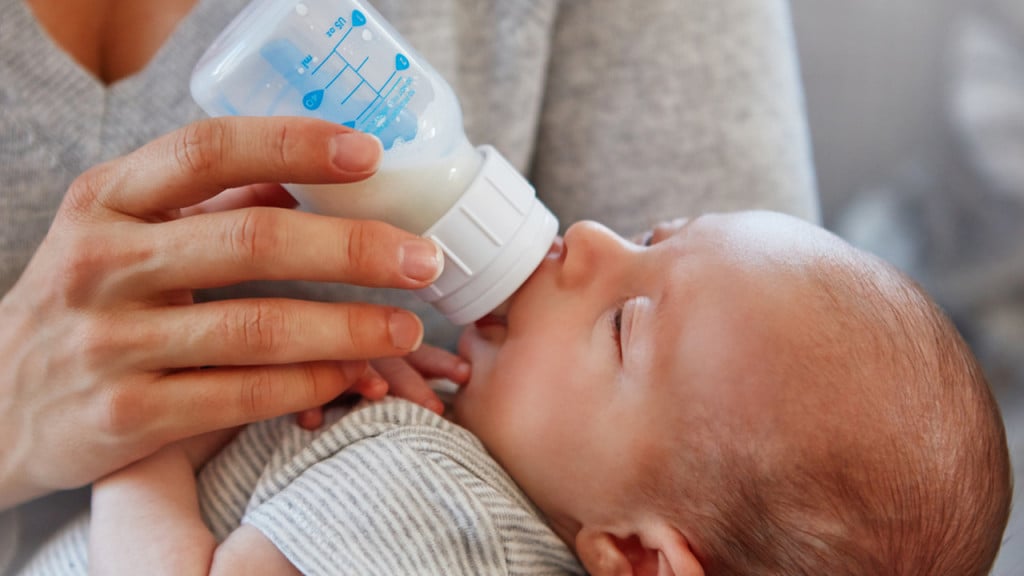 Everything You Need To Know About Breastmilk Storage