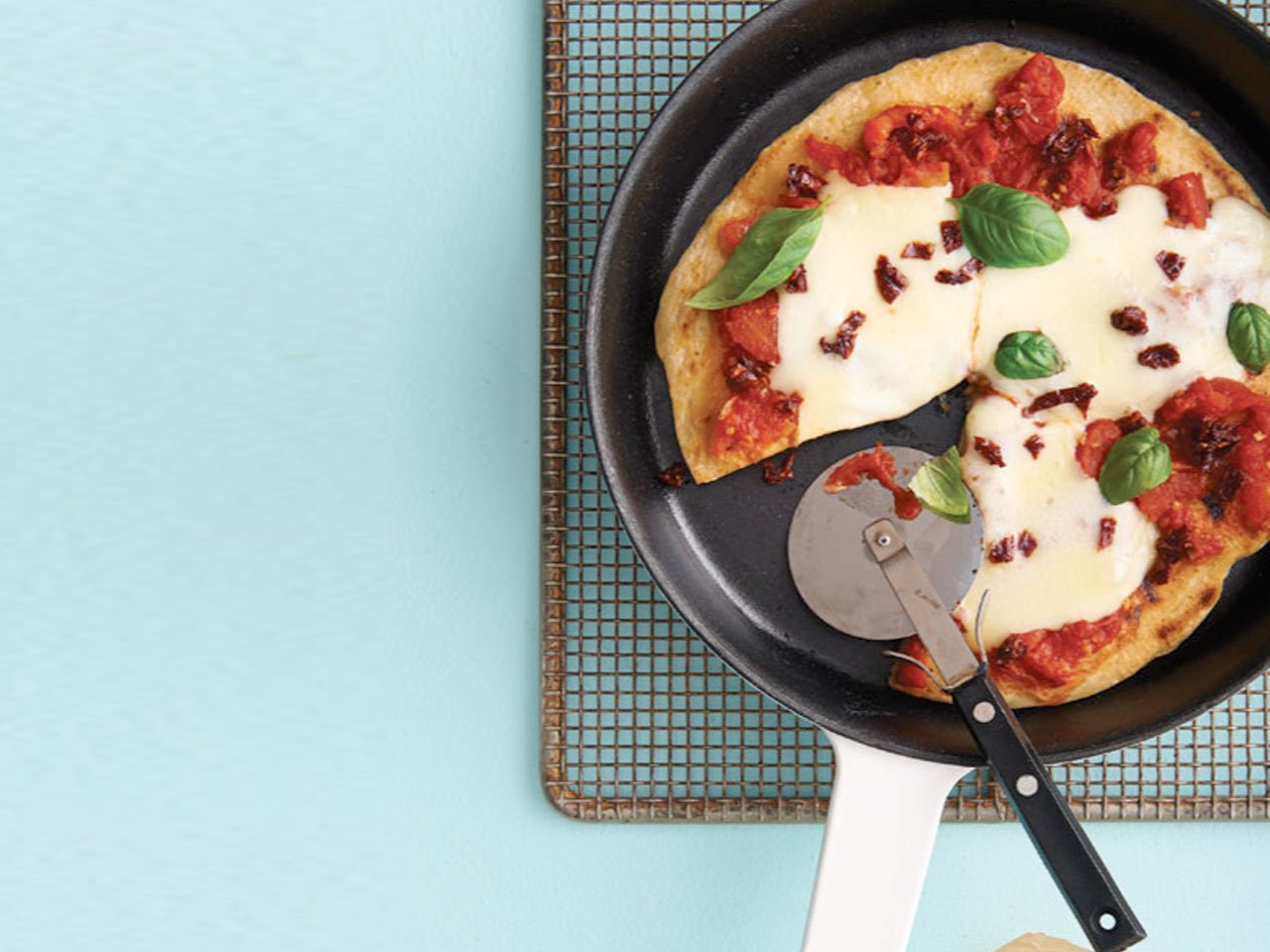 Skillet one-pan pizza recipe