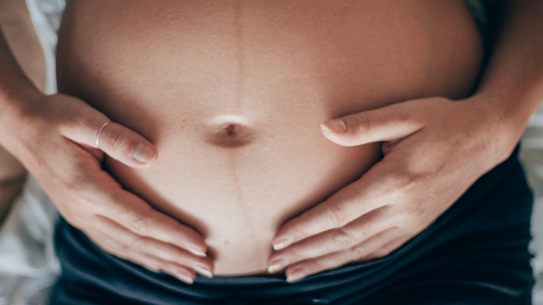 Fun Sources: Movement In Stomach Not Pregnant