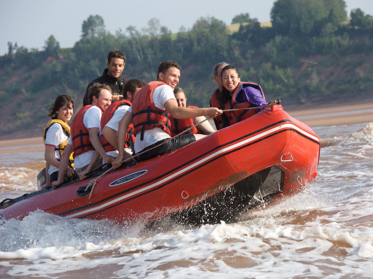 The adventures of Olympic Gold Medal speedskater Yang Yang of China as she is introduced to tidal bore rafting on the Shubenacadie River.