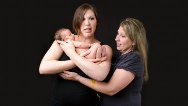 Sh*t happens: 10 hilarious newborn photo shoots