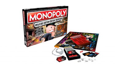 Monopoly Cheaters Edition Game: Packaging and board game set up