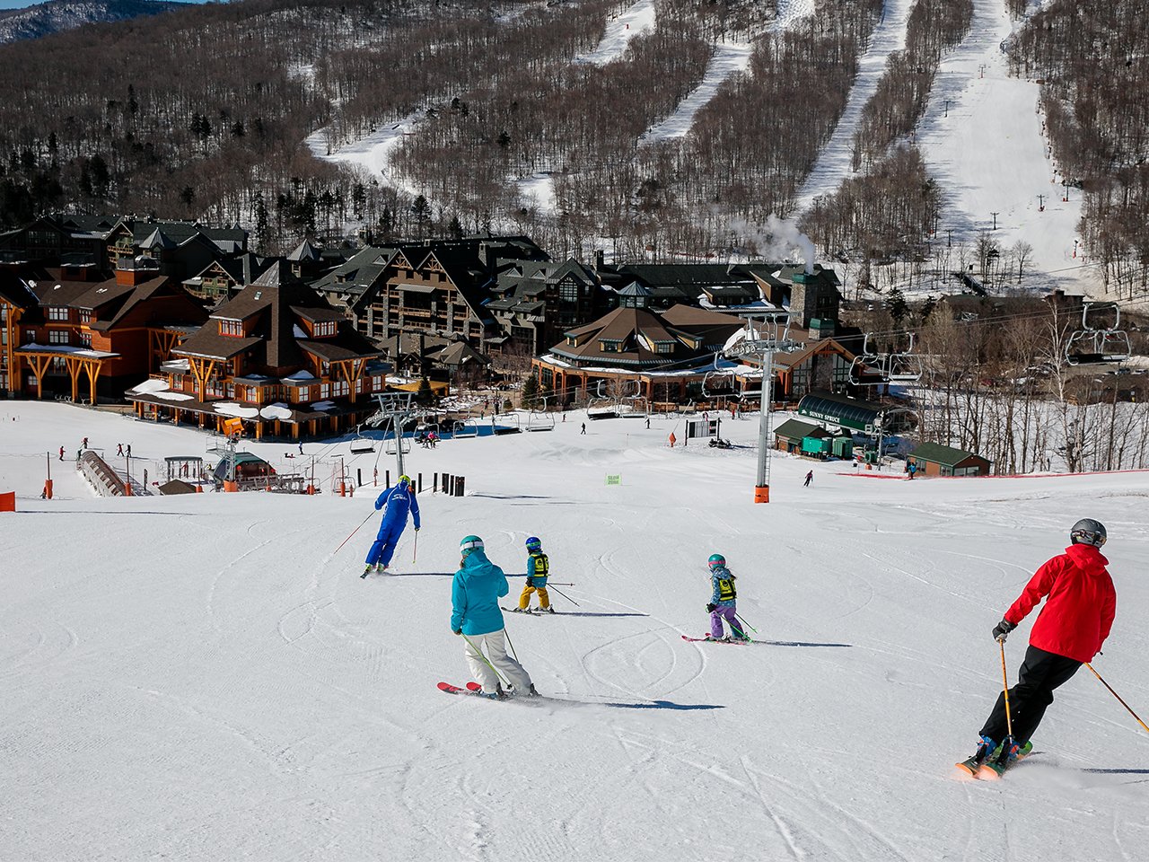 15 best ski resorts in the U.S. for families