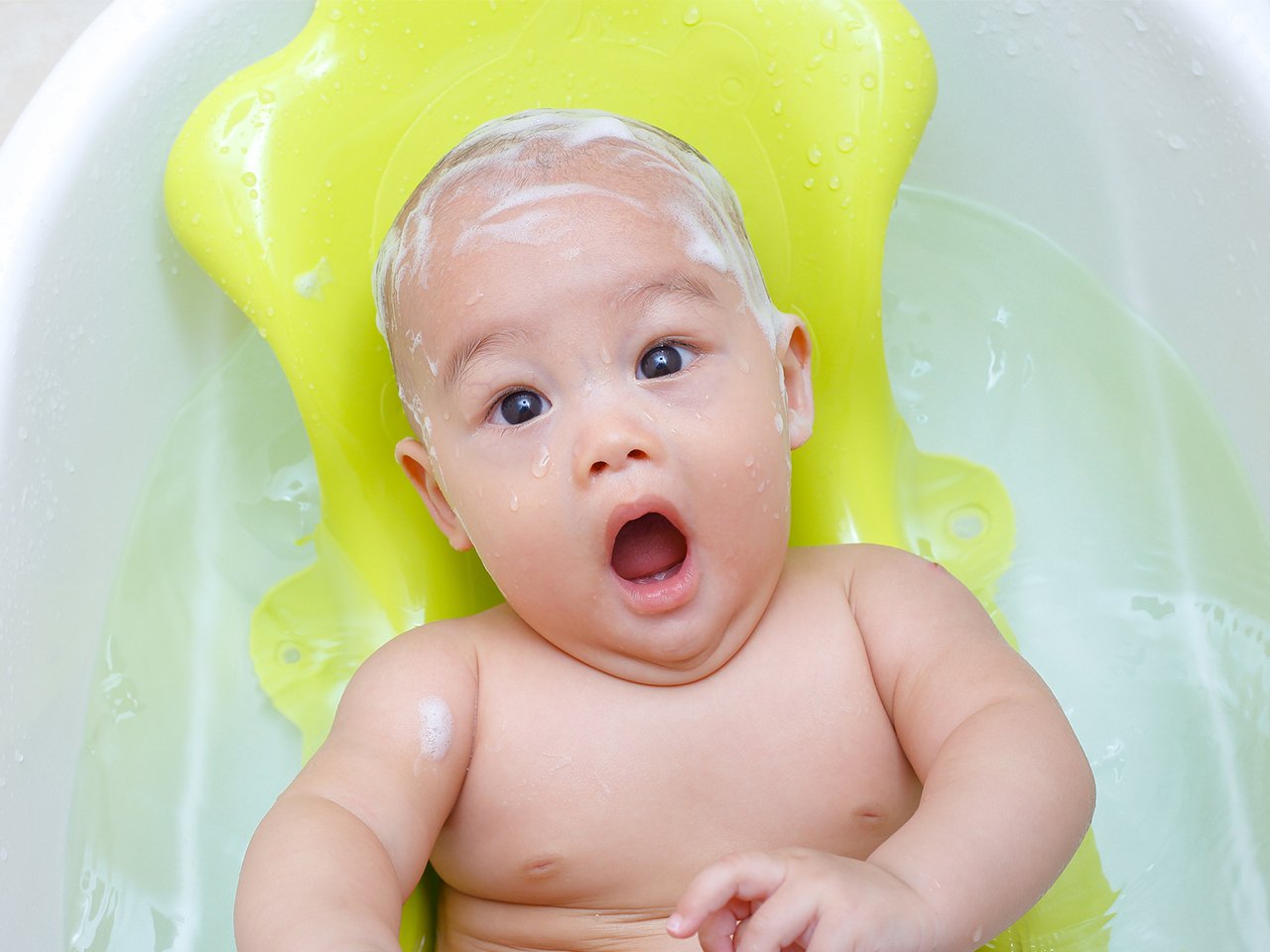 What To Do When Your Baby Poops In The Bath Parenting Boss