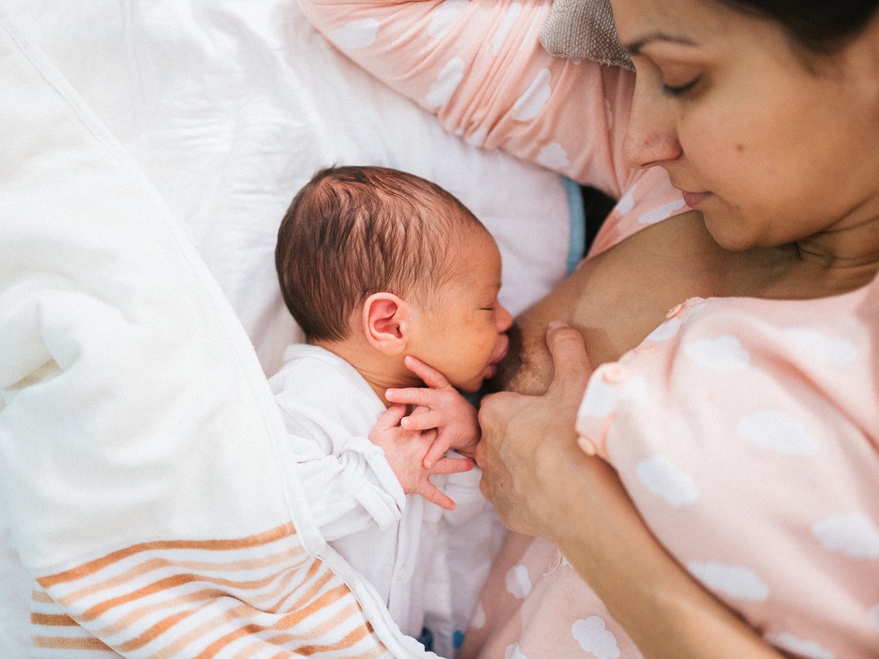 Mother daughter lactating breast big tits Breastfeeding Lying Down Is Nursing Goals