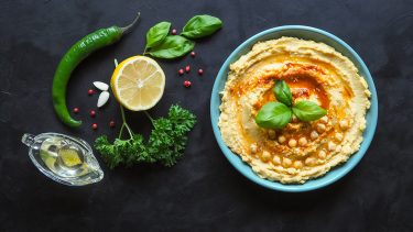 Sesame allergy: Hummus and lemon and a pepper