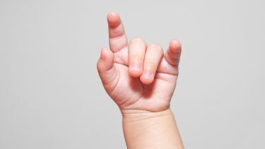 Baby sign language: Baby throwing hand signs.