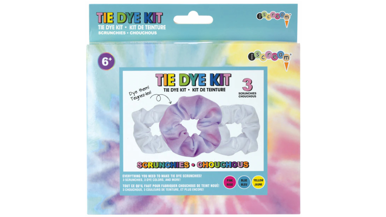 tie dye kit with everything you need to design three scrunchies