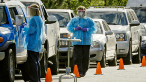 Cars waiting in line to get tested for coronavirus