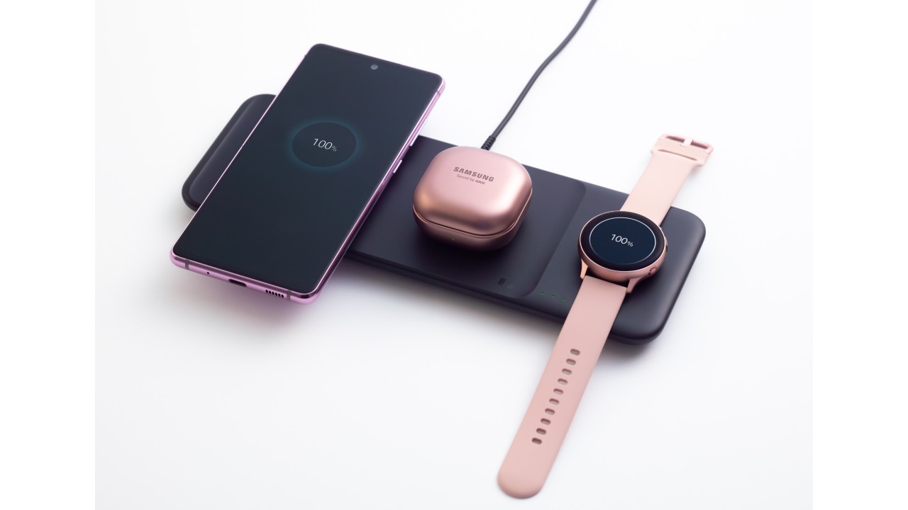 charging station for phone ear pods and smartwatch