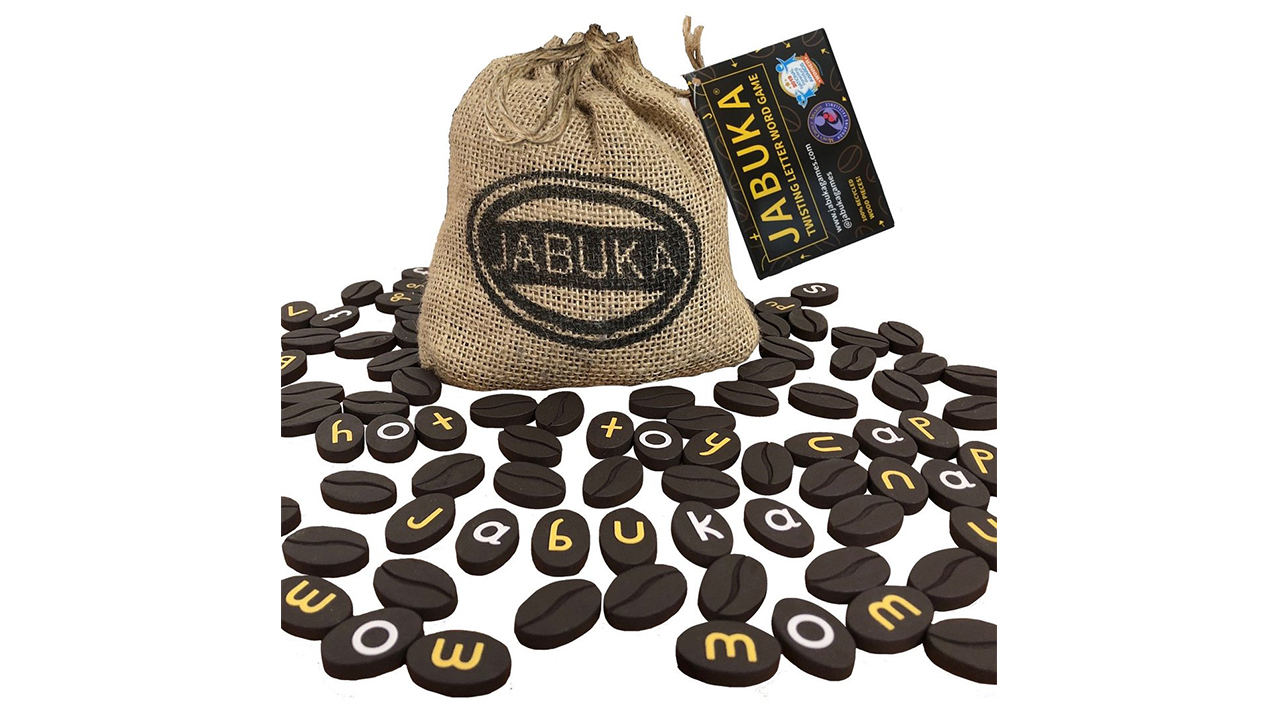Game with coffee bean-shaped pieces