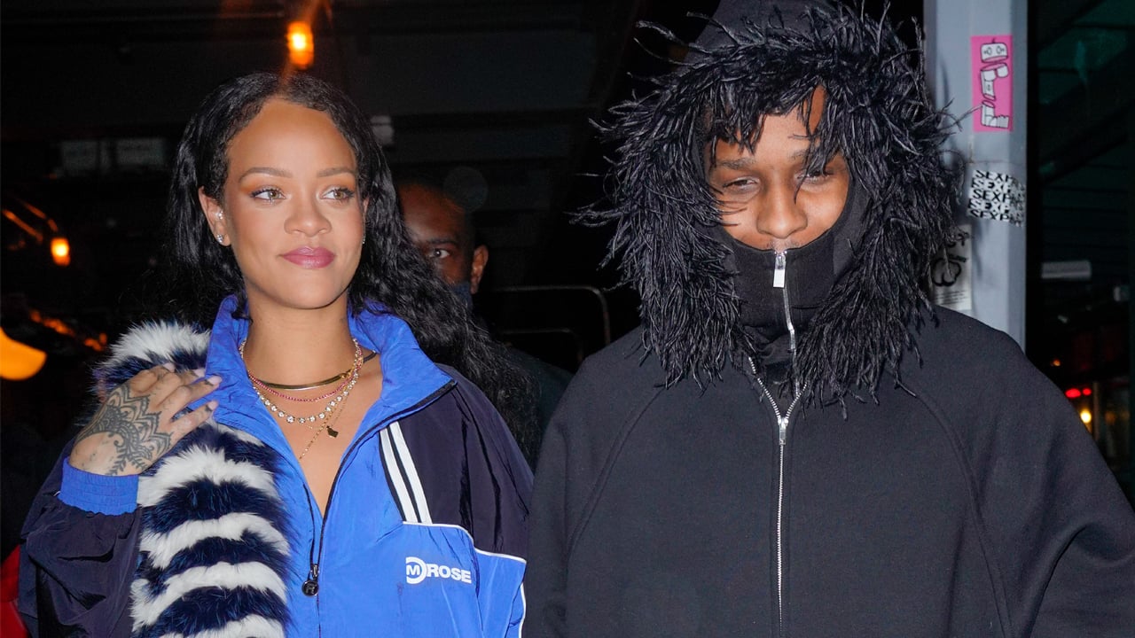 Rihanna is pregnant and the photos are UNREAL