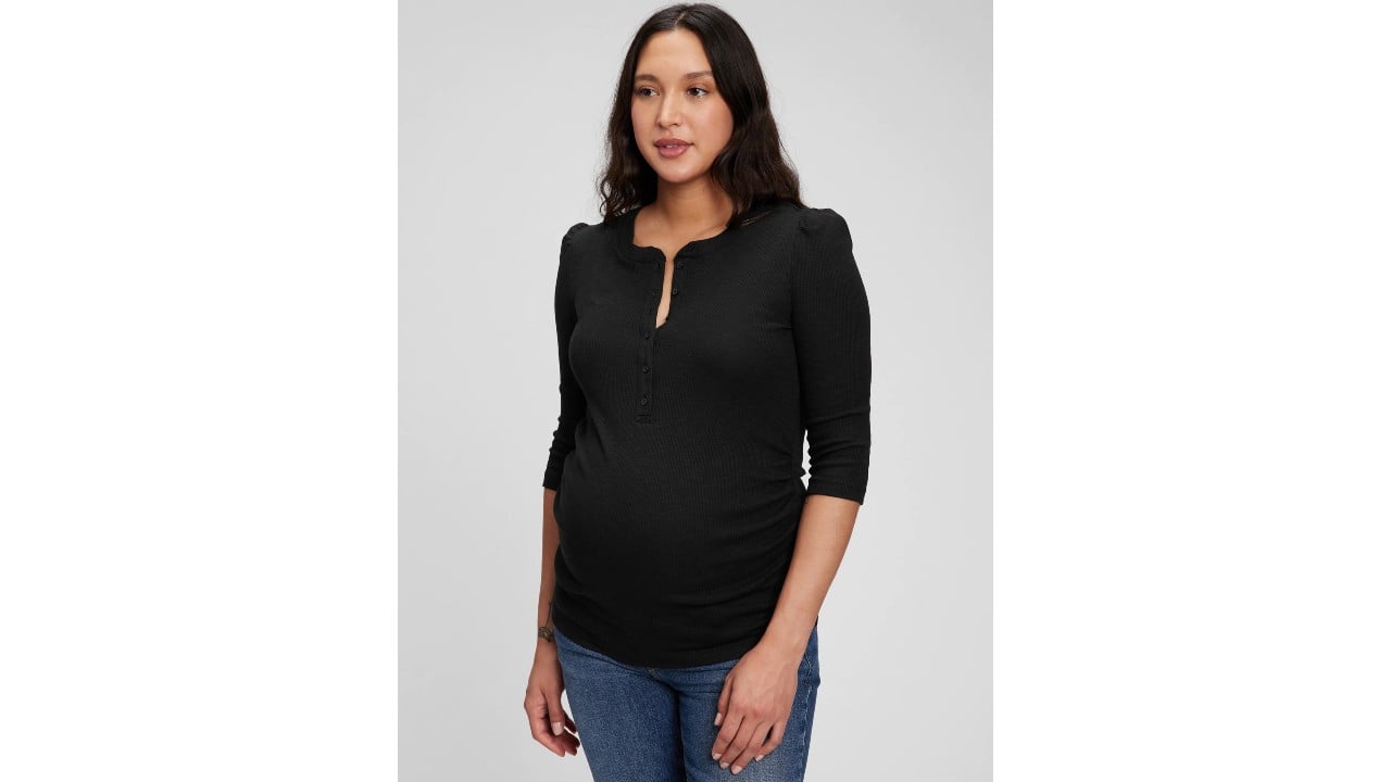 Black maternity shirt with elbow-length sleeves
