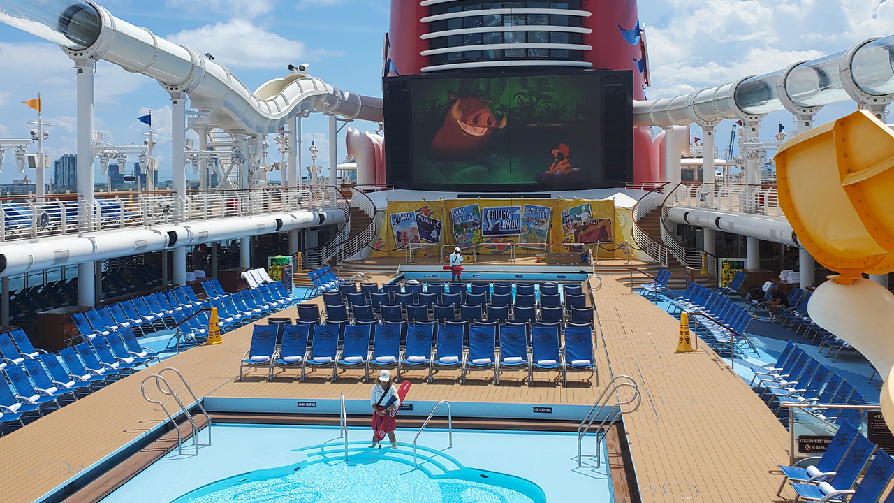 Experiencing the empty pool deck on Embarkation Day thanks to an early boarding time.